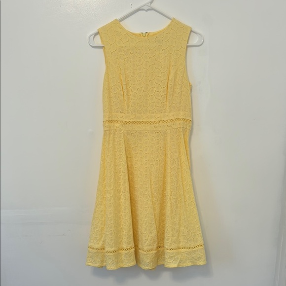 Calvin Klein Dresses & Skirts - Elegant Yellow Sleeveless Dress